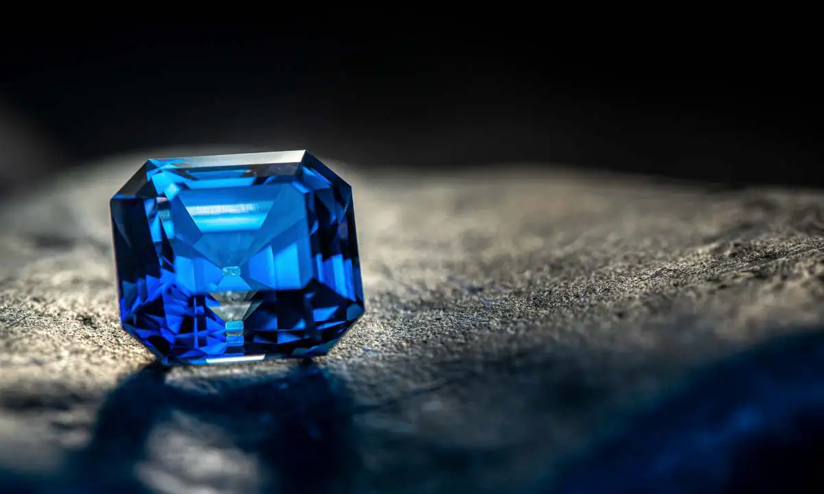 Exploring the Meaning and Significance of Sapphire Crystals 1
